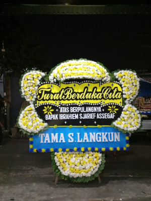 Papan Bunga Duka di Mangga Dua Utara